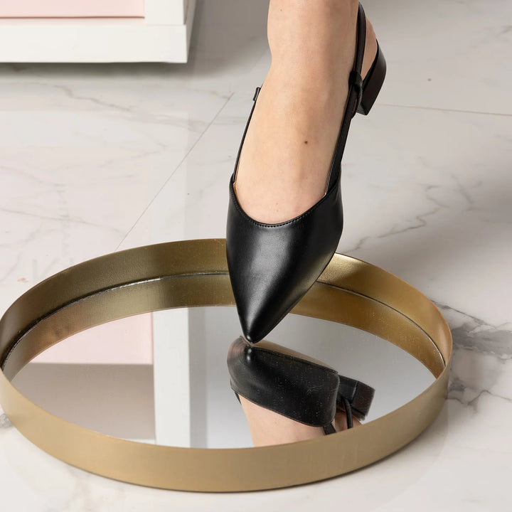 Mia Comfort Flat™ - Adjustable Strap
