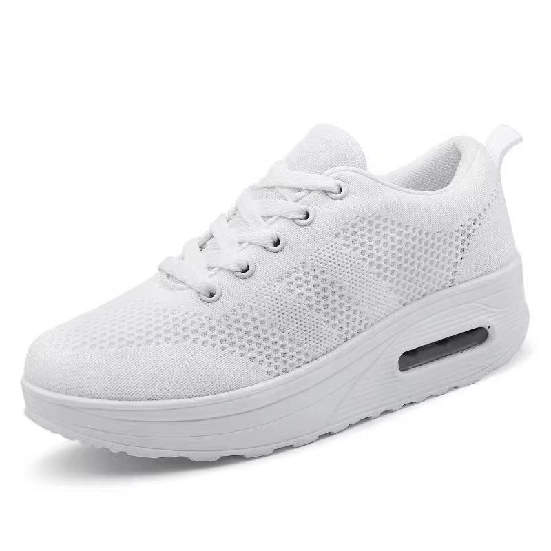 Lightweight mesh sneakers for women