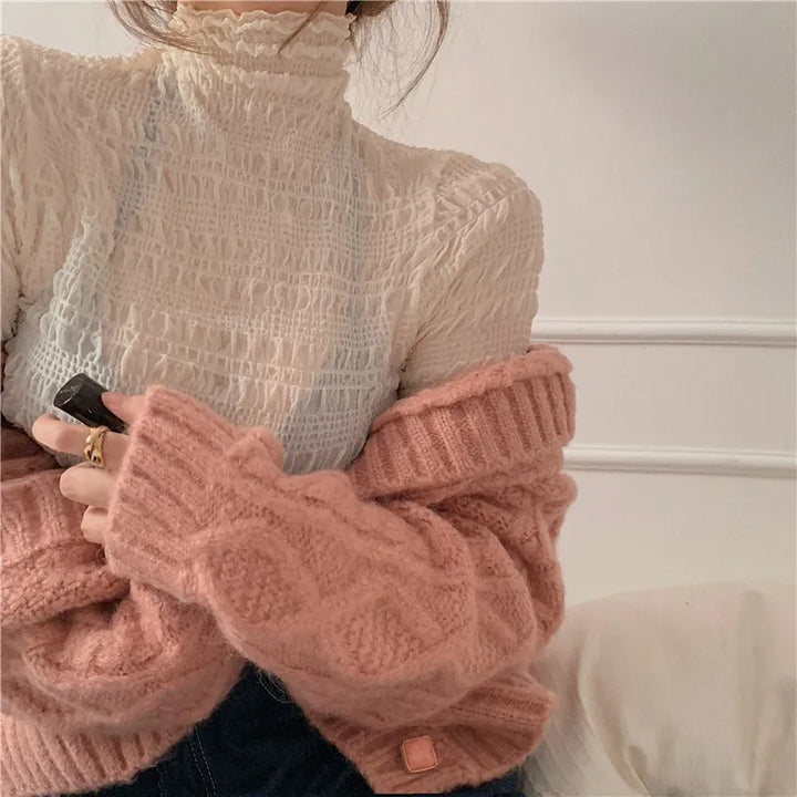 Gentle knitted cardigan