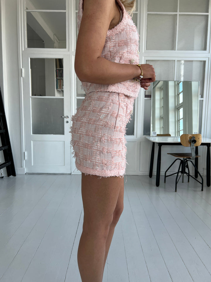 Elli white pink boucle skirt