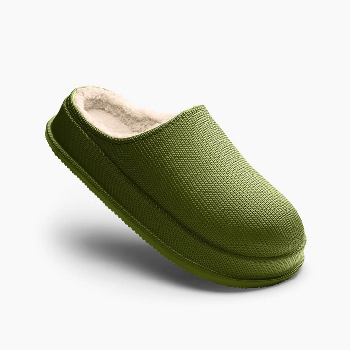 THE SNUGGI SLIPPERS