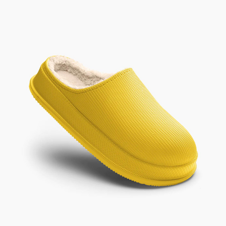 THE SNUGGI SLIPPERS