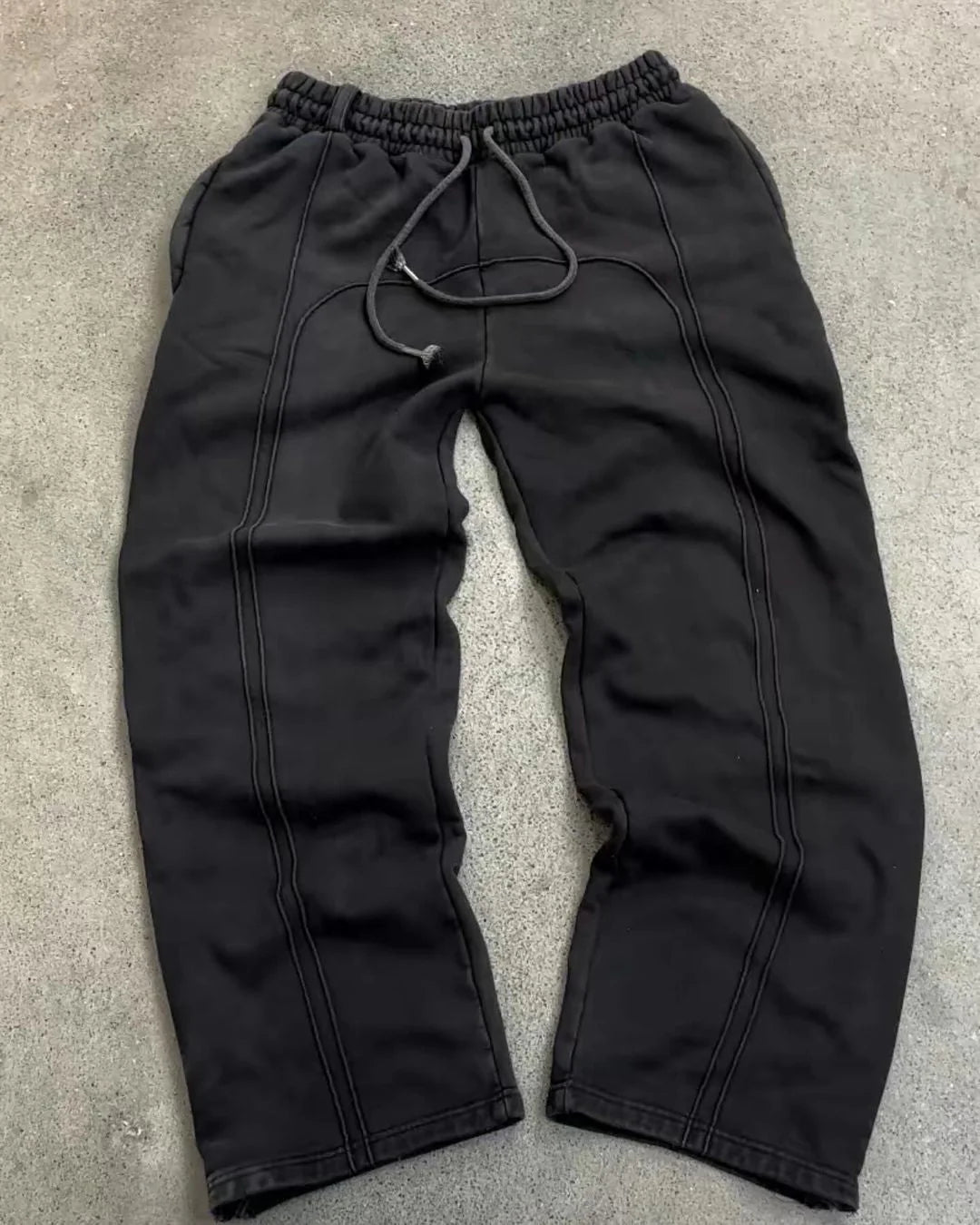 SWEATPANTS