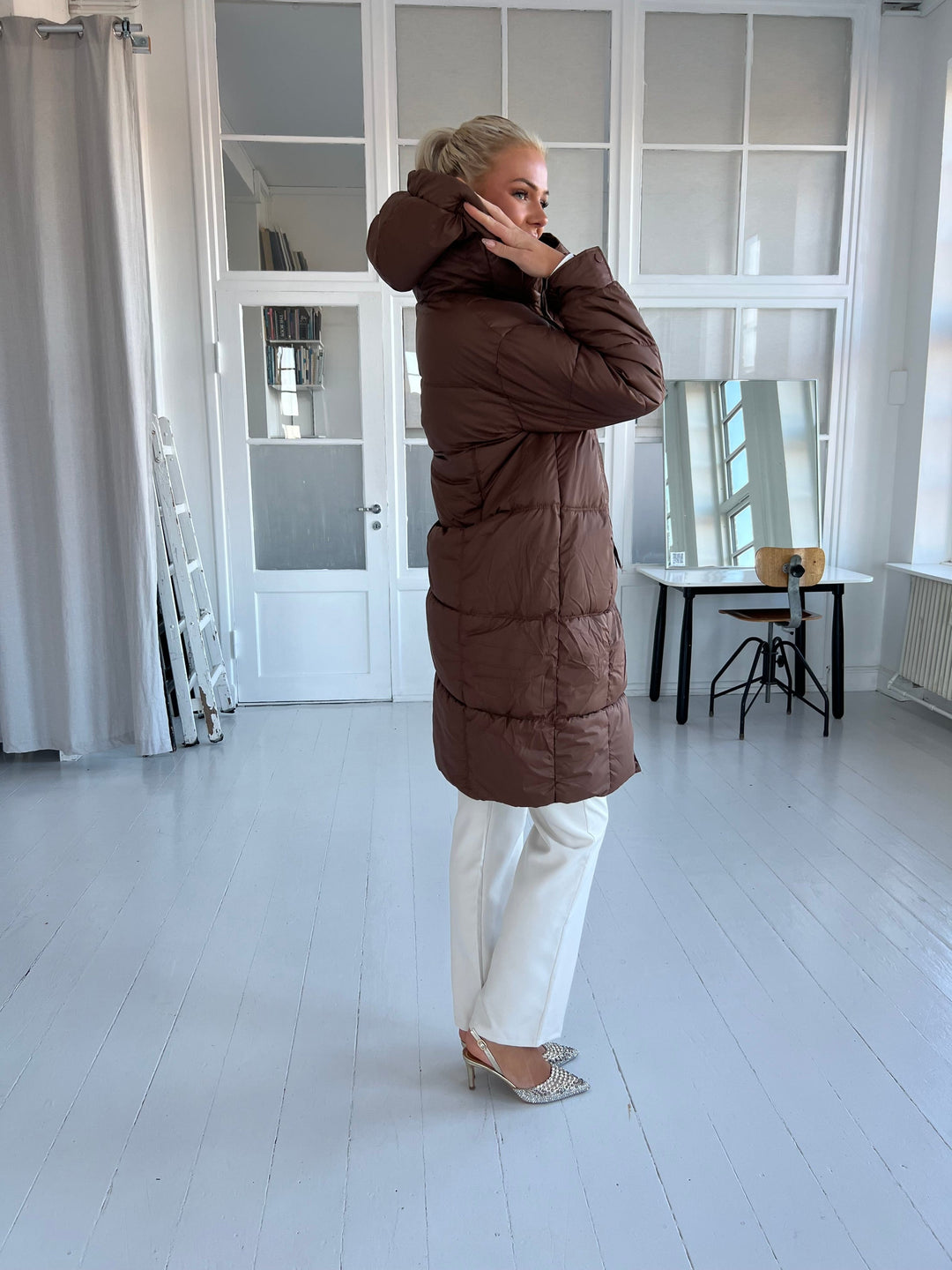 Azaka brown jacket