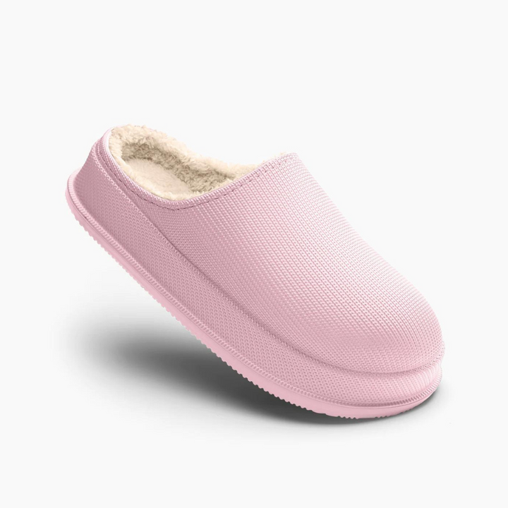 THE SNUGGI SLIPPERS