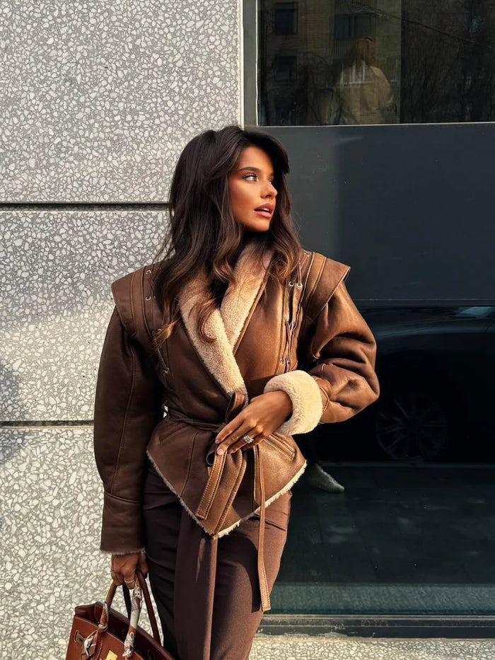 Victoria | Autumn Coat