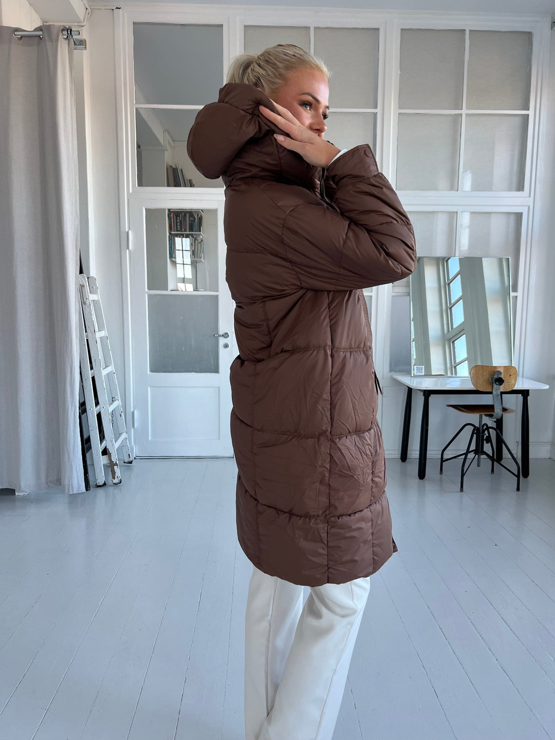 Azaka brown jacket