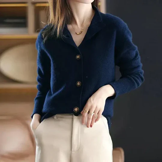 Sophie | Classic button-up cardigan