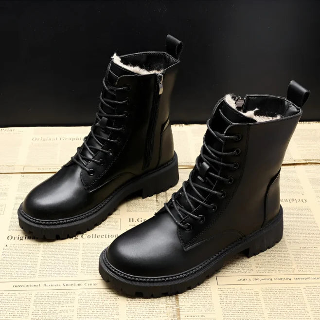 TrendyBoots™- Keep your feet warm and stylish!