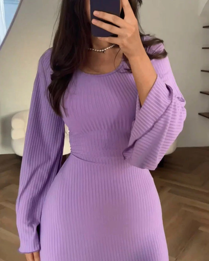 Lena - Elegant tie-waist knitted dress