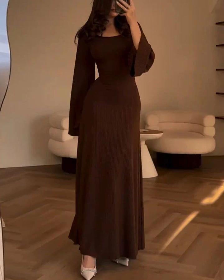 Lena - Elegant tie-waist knitted dress