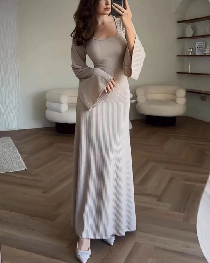 Lena - Elegant tie-waist knitted dress