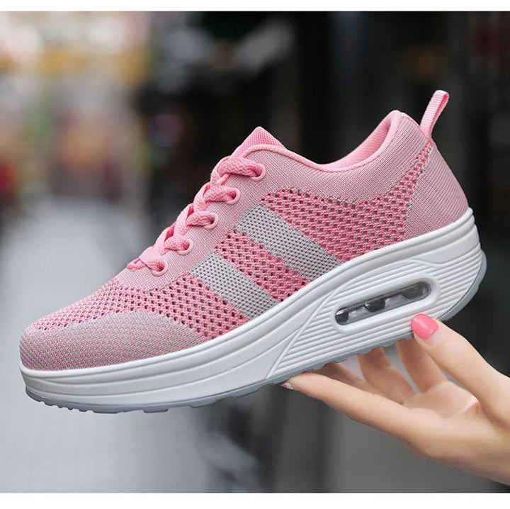 Lightweight mesh sneakers for women